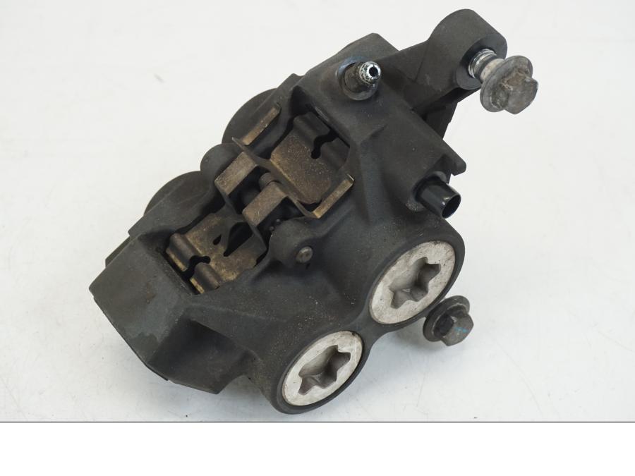 Baksidan på Bromsok från en Yamaha XSR 700 -2016 motorcykel.