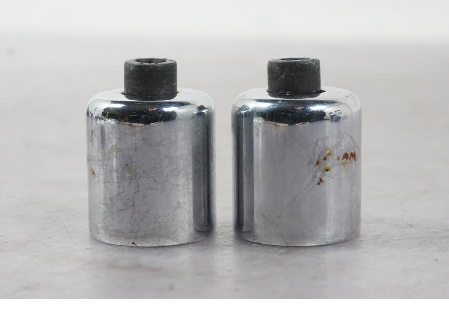 Höger sida på Stryrvikt från en BMW K 1600 GTL -2015 motorcykel.