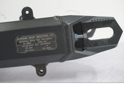 Höger sida på Sving från en Kawasaki Z 900 -2019 motorcykel.