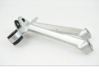 Höger sida på Fotpinnefäste från en Suzuki GSX-R 1000 -2007 motorcykel.