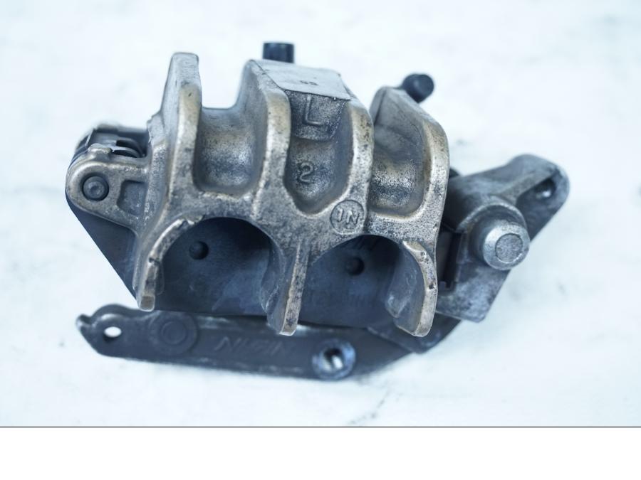 Baksidan på Bromsok från en Honda VFR 750 -1992 motorcykel.