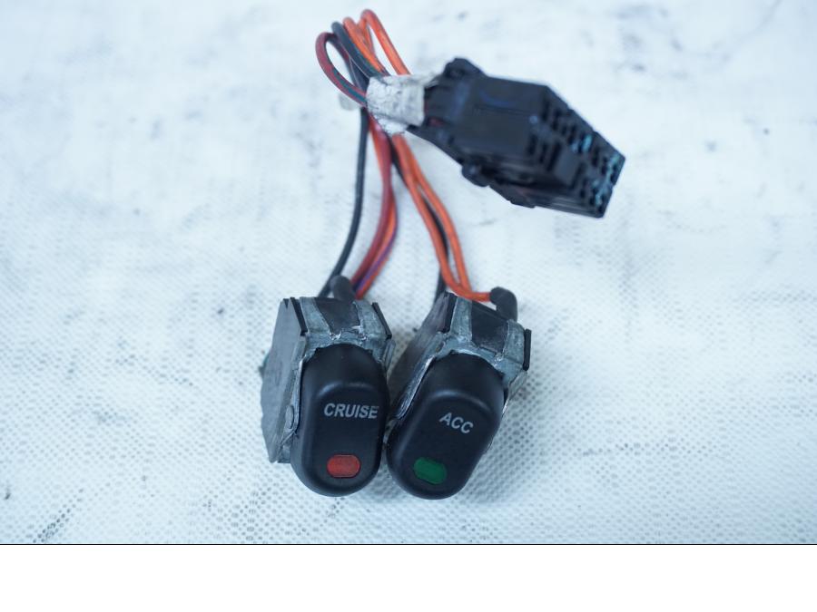 Höger sida på Tryckknappsreglage från en H-D Street Glide FLHX -2009 motorcykel.