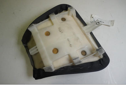 Höger sida på Sadel från en Kawasaki ZX-6R -1995 motorcykel.