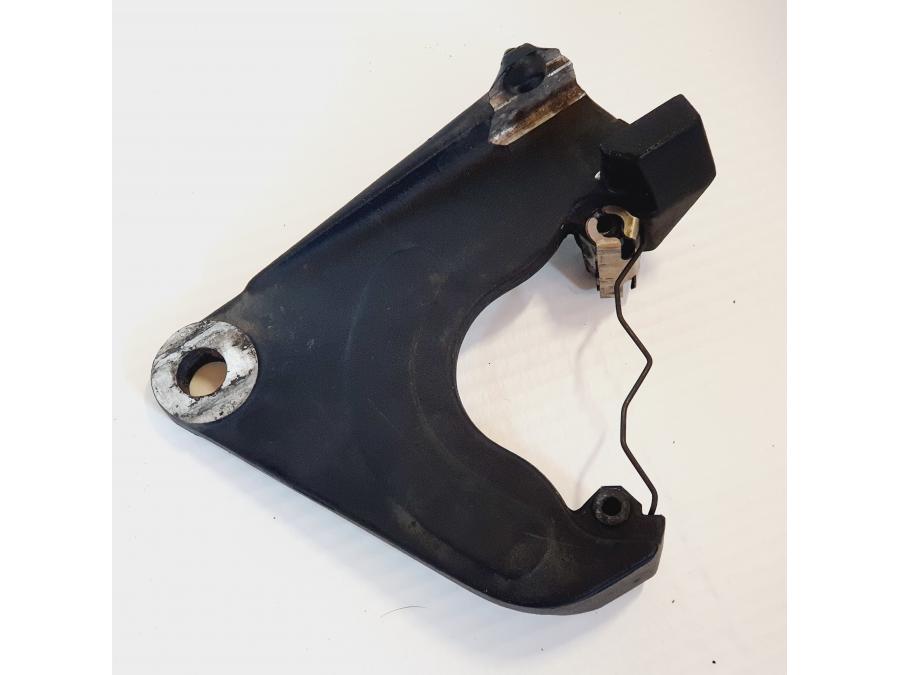 Baksidan på Bromsoksfäste från en H-D Sportster 1200 XL1200C -1998 motorcykel.