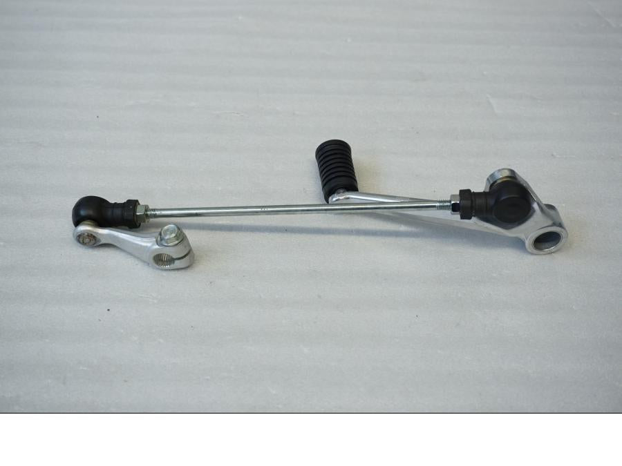 Baksidan på Växelpedal från en Honda CBR 600 -2002 motorcykel.