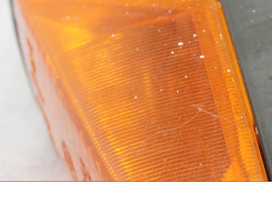 Baksidan på Blinkers från en BMW K 1100 LT -1999 motorcykel.