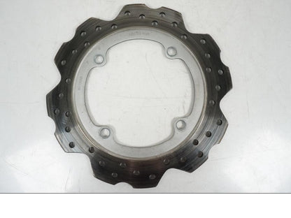 Framsidan på Bromsskiva från en Honda CB 650 F Hornet -2017 motorcykel.