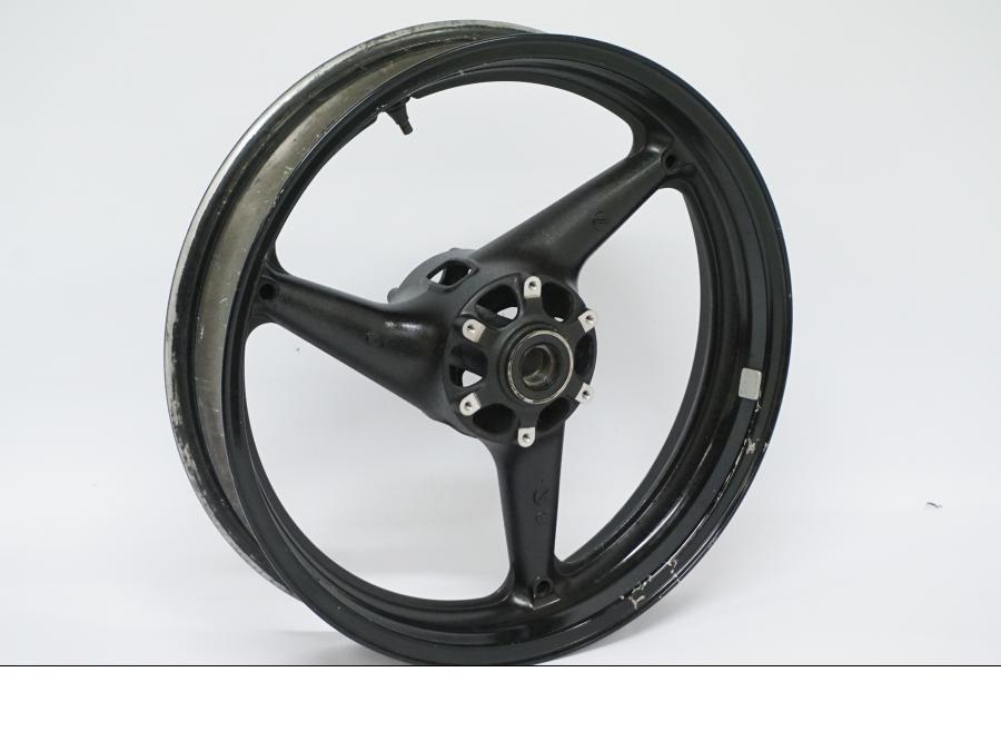 Höger sida på Fälg från en Honda CBR 900 RR -2002 motorcykel.