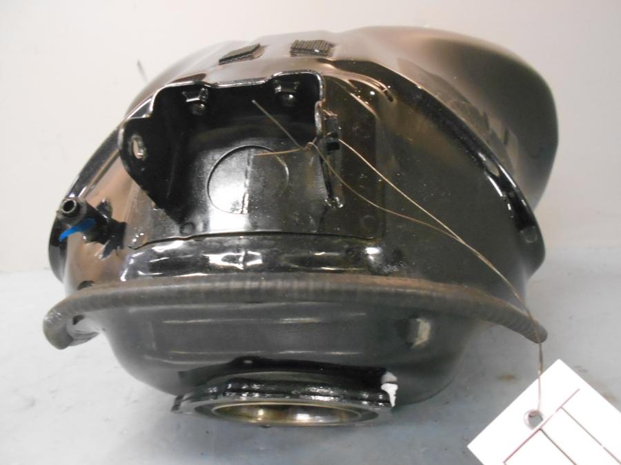 Extrabild1 på Bensintank från en Kawasaki Z 1000 -2015 motorcykel.
