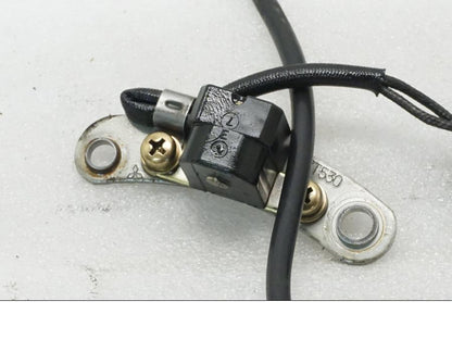 Baksidan på Tändpickup från en Yamaha XV 1100 -1997 motorcykel.