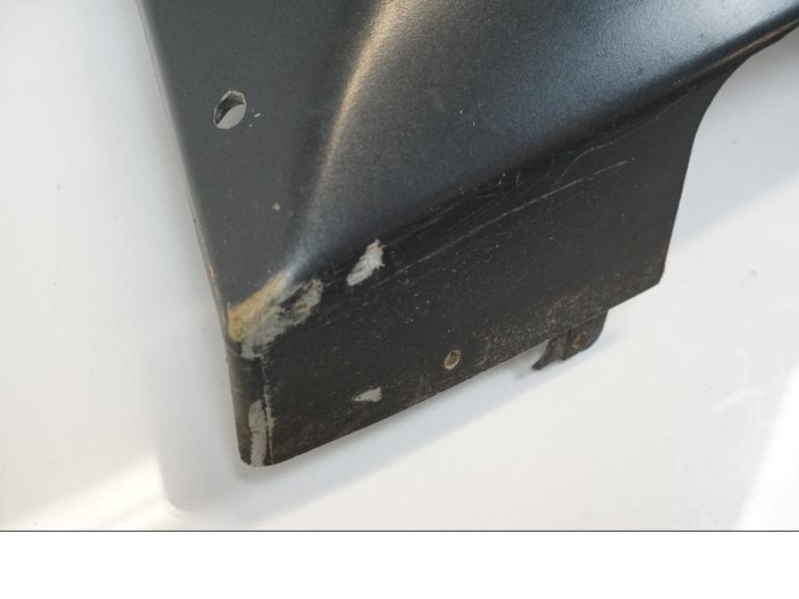 Snett uppifrån på Magkåpa från en Yamaha YZF R6 -2006 motorcykel.