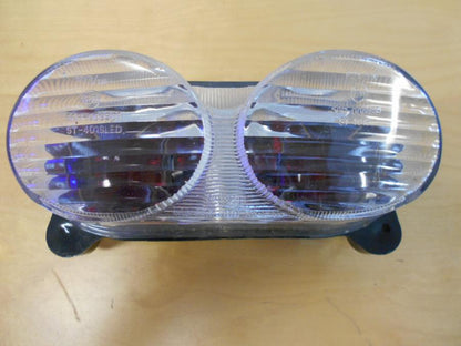 Framsidan på Baklampa från en Kawasaki ZX-9R -1998 motorcykel.