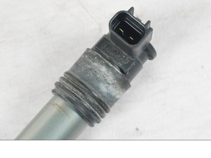 Baksidan på Tändspole från en KTM 690 Duke -2015 motorcykel.