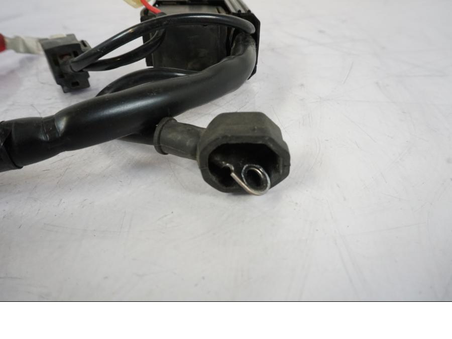 Höger sida på Startrelä från en Honda CRF 1000 Africa Twin -2016 motorcykel.