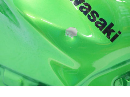 Extrabild2 på Bensintank från en Kawasaki Z 650 ABS -2020 motorcykel.