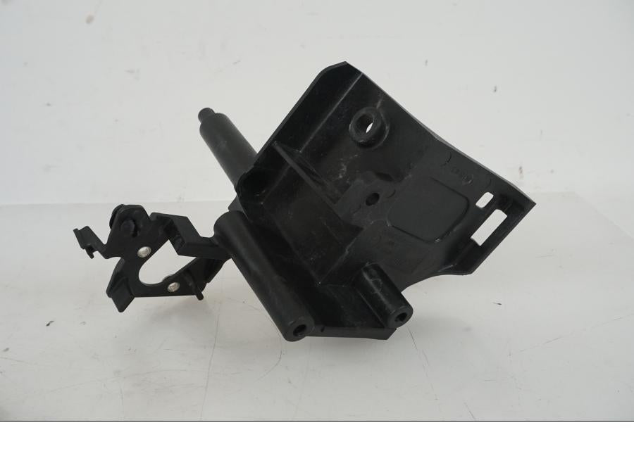 Höger sida på ABS Låda från en BMW F 750 GS -2019 motorcykel.