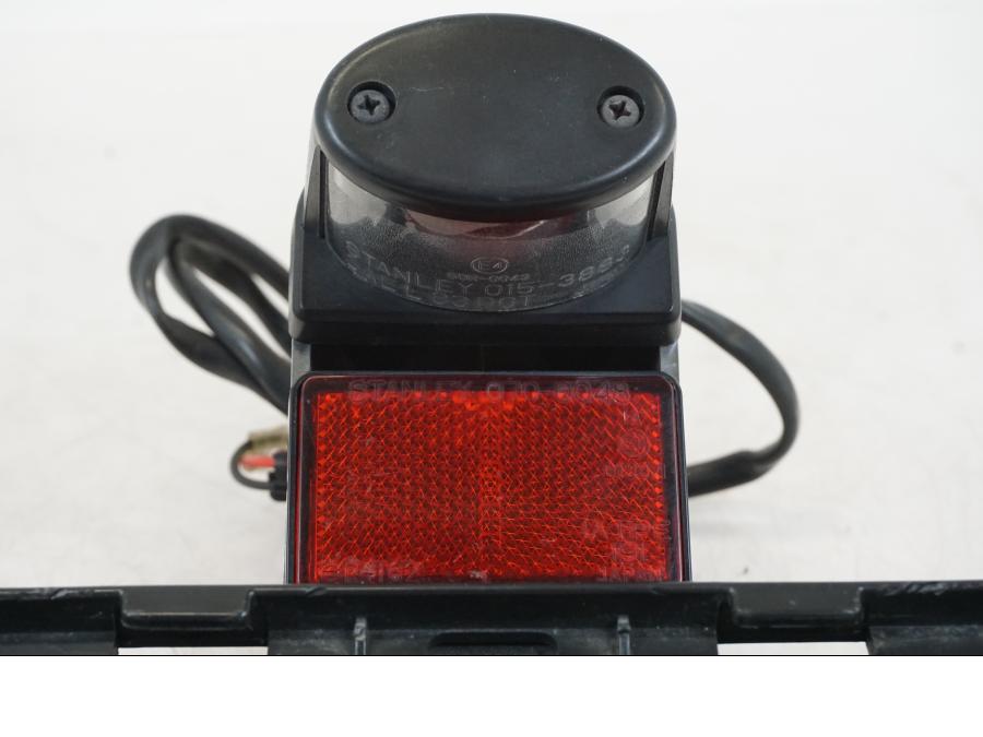 Baksidan på Skylthållare från en Kawasaki VN 800 -2000 motorcykel.