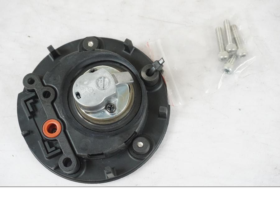 Extrabild3 på Låssats från en Yamaha MT-09 -2020 motorcykel.