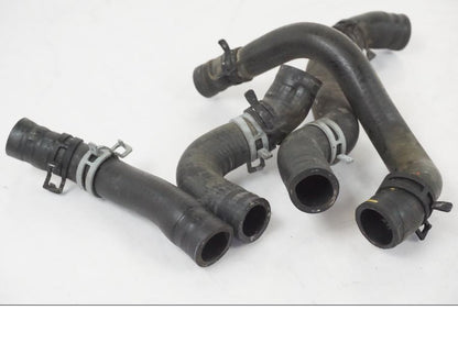 Baksidan på Vattenkyl Slang Set från en KTM 390 Adventure -2021 motorcykel.