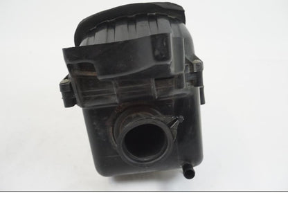 Baksidan på Luftburk från en Honda CBR 125 R -2006 motorcykel.