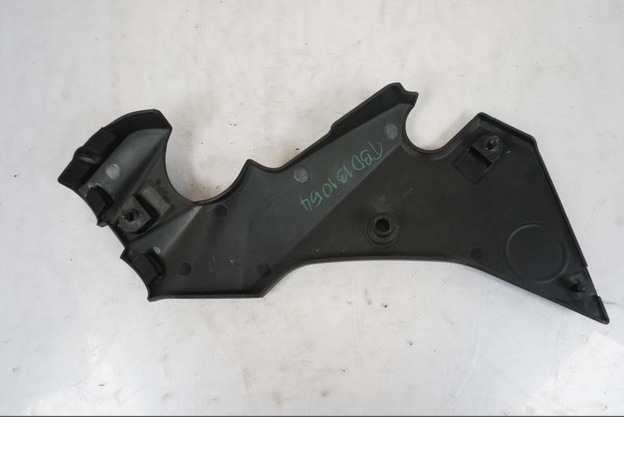 Vänster sida på Ramskydd från en Kawasaki ER-6N -2012 motorcykel.