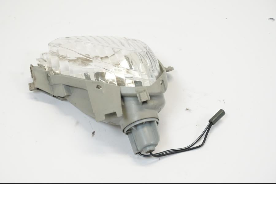 Vänster sida på Blinkers från en Suzuki GSX 1300 R -2008 motorcykel.