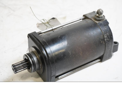 Framsidan på Startmotor från en BMW F 800 GS -2009 motorcykel.