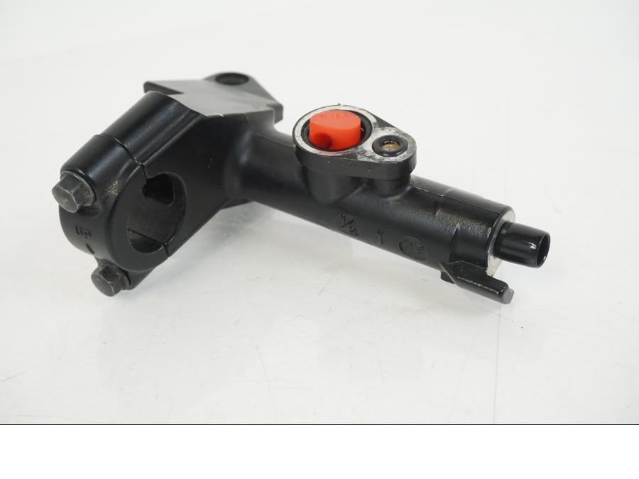 Höger sida på Kopplingslavcylinder från en Suzuki GSX-R 1000 -2007 motorcykel.