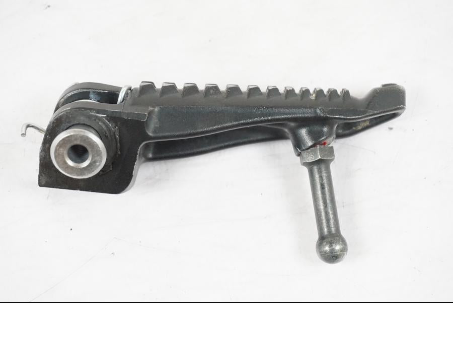 Baksidan på Fotpinne från en Kawasaki ZX-6R -2011 motorcykel.