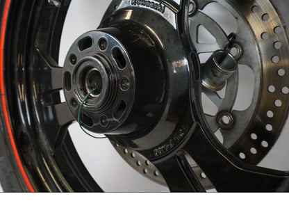 Höger sida på Hjulpaket från en Kawasaki VN 1500 Mean Streak -2003 motorcykel.