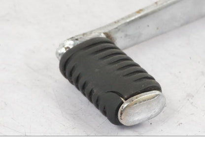 Baksidan på Växelpedal från en Suzuki GSX 550 EF -1985 motorcykel.