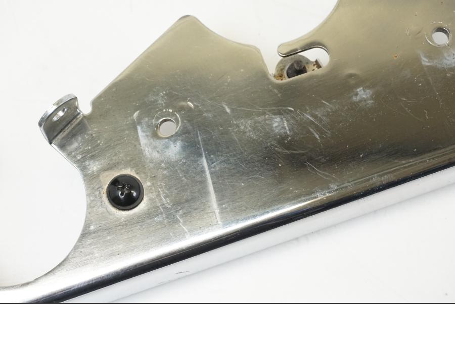 Vänster sida på Gaffelkronadekor från en Kawasaki VN 800 -2000 motorcykel.