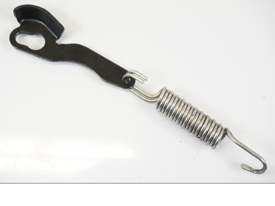 Baksidan på Sidostöd från en Triumph Trident -2021 motorcykel.