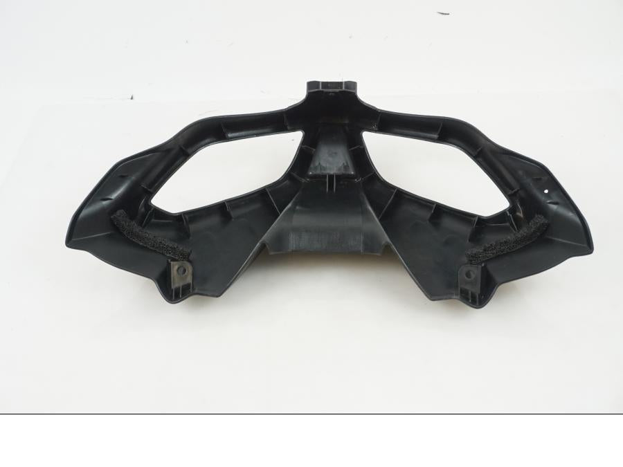 Vänster sida på Strålkastarkåpa från en Yamaha MT-09 Tracer -2021 motorcykel.