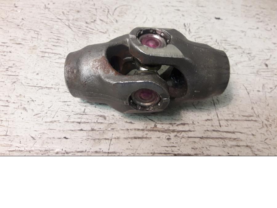 Framsidan på Kardanknut från en Honda VTX 1800 -2007 motorcykel.