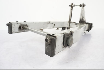 Snett nerifrån på Sving från en Suzuki GSX 550 EF -1985 motorcykel.