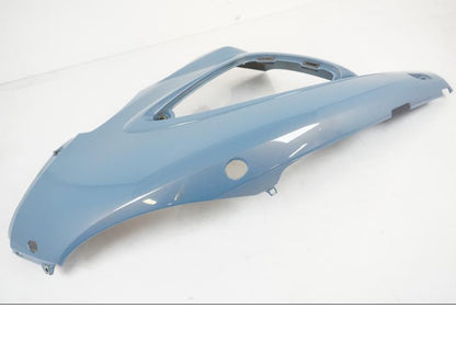 Snett nerifrån på Sidkåpa från en BMW F 650 CS -2002 motorcykel.