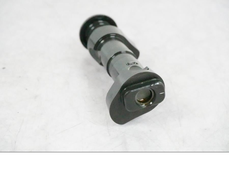 Höger sida på Kamaxel från en BMW R 1200 GS -2010 motorcykel.