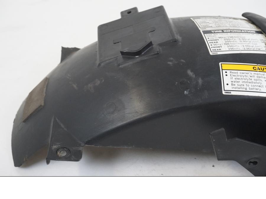 Höger sida på Undertail från en Yamaha FZR 1000 -1990 motorcykel.