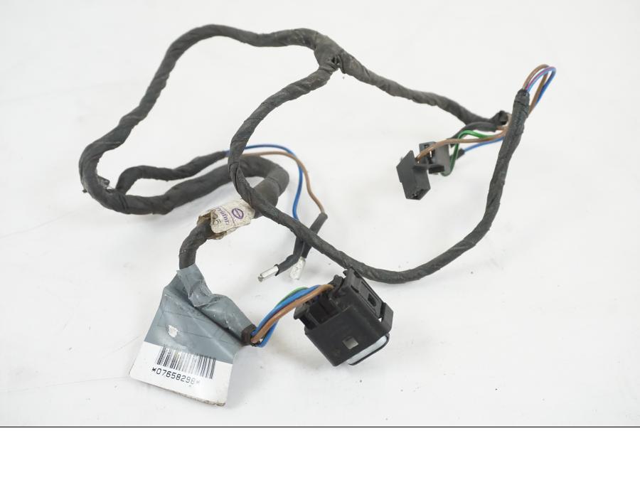 Extrabild1 på Kablage från en BMW F 650 CS -2002 motorcykel.