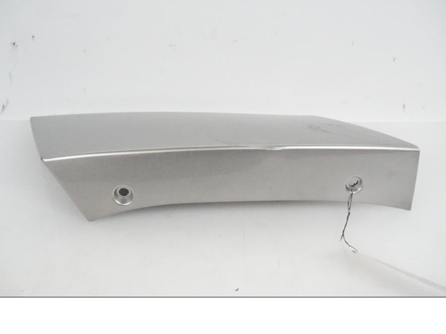 Baksidan på Sidkåpa från en Yamaha FJR 1300 -2011 motorcykel.