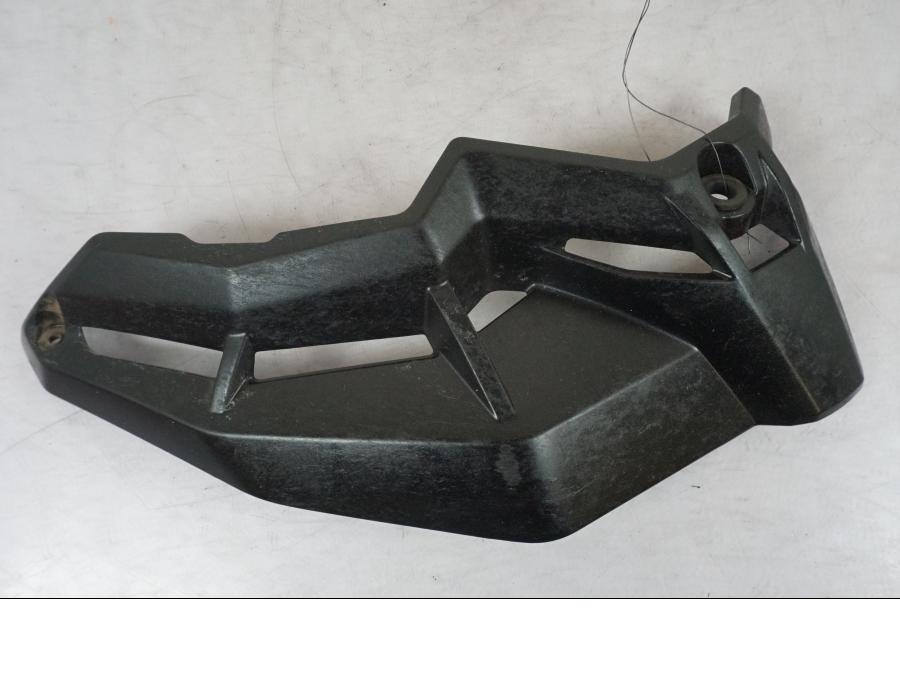 Framsidan på Magkåpa från en Kawasaki Z 900 -2019 motorcykel.