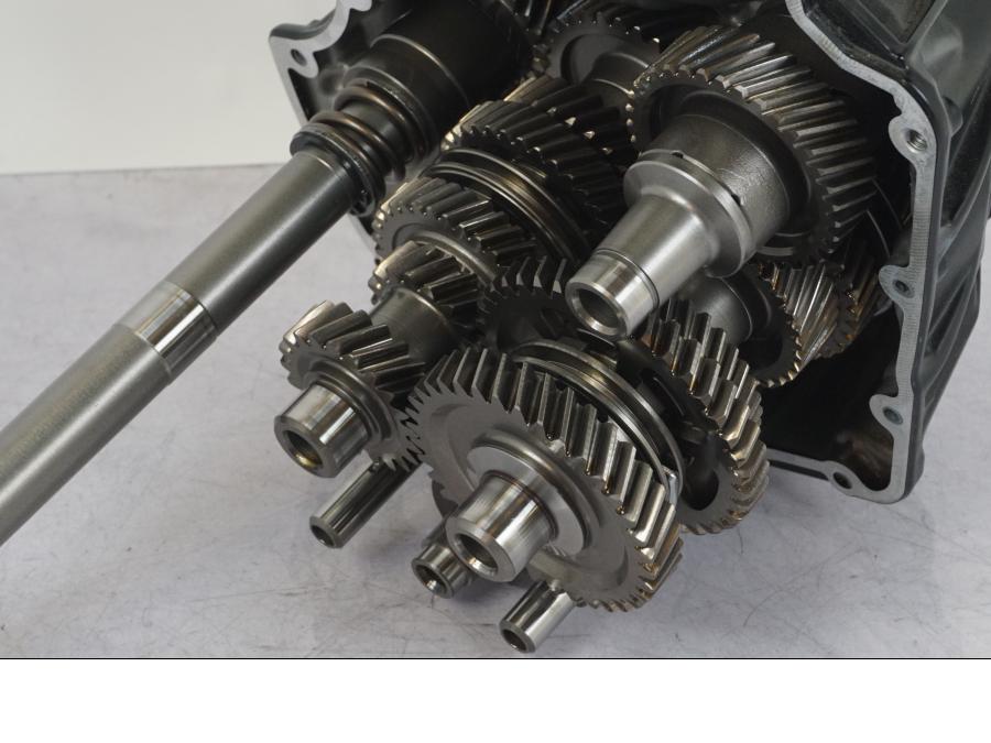 Extrabild2 på Växellåda från en BMW R 1250 GS -2023 motorcykel.