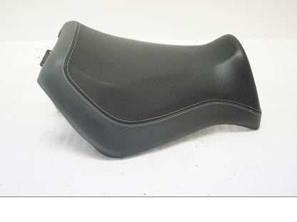 Baksidan på Sadel från en Yamaha MT-03 -2007 motorcykel.