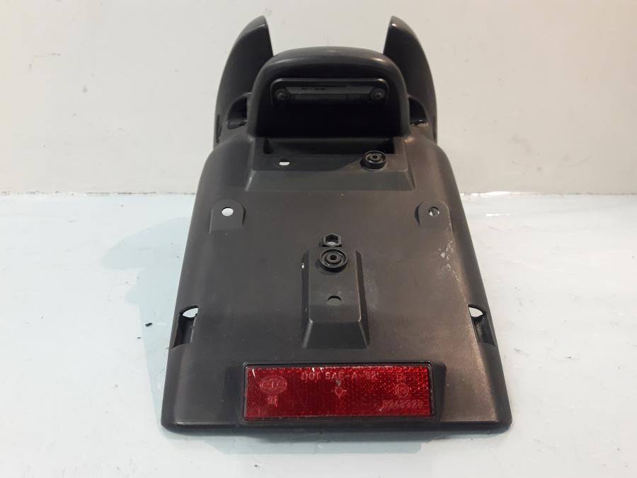 Vänster sida på Skylthållare från en BMW R 1150 R -2004 motorcykel.