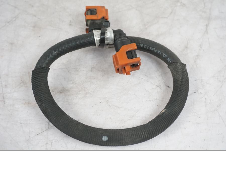 Framsidan på Bensinledning från en Triumph Tiger -2009 motorcykel.