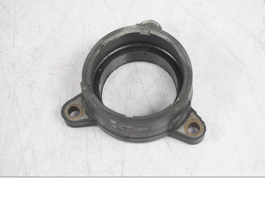 Framsidan på Insugsgummi från en BMW R NineT -2017 motorcykel.