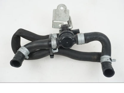 Snett nerifrån på Second Air från en Suzuki GSX-R 750 -2009 motorcykel.