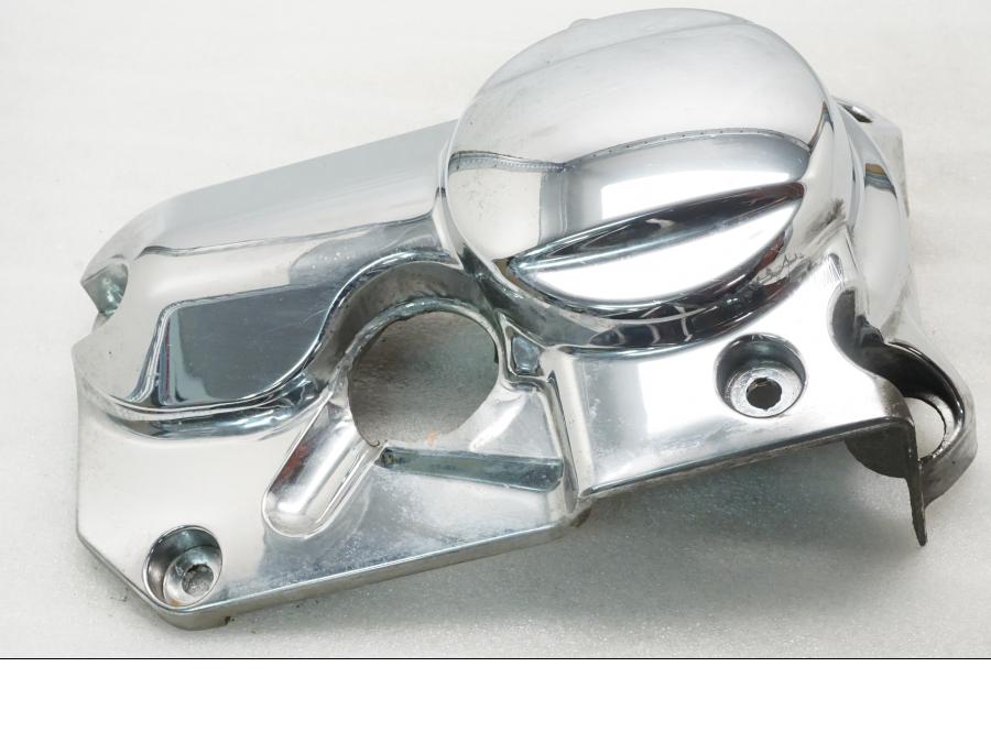 Framsidan på Motorkåpa från en Yamaha XVS 650 -1999 motorcykel.