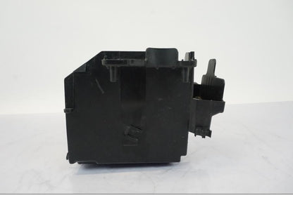 Vänster sida på Batterihållare från en BMW R 1250 GS -2019 motorcykel.